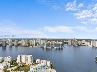Trump Royale Condo, Sunny Isles Beach, FL 33160