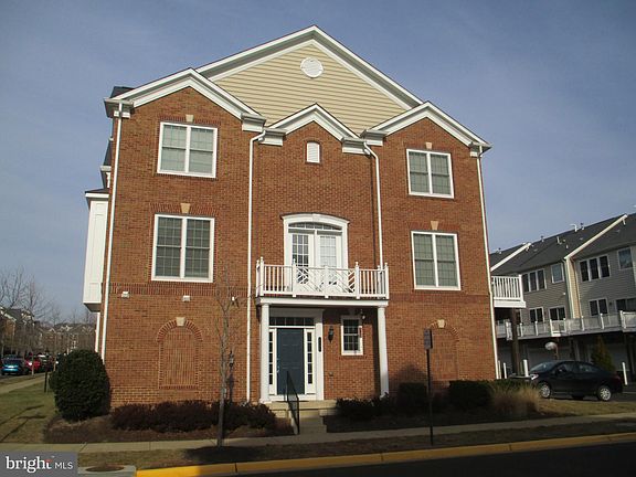 2nd image of 2186 Oberlin Dr #215A