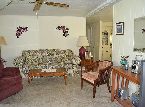 5th image of 106 Palm Dr