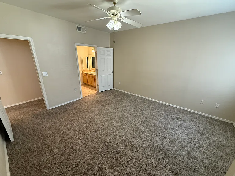 17017 N 12th St #2029 — Photo 36