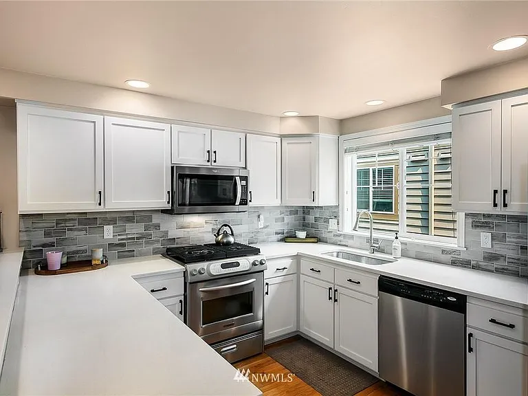 8505 Midvale Ave N #B — Photo 1