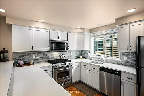 8505 Midvale Ave N #B Photo 1 8505 Midvale Ave N #B Photo 1