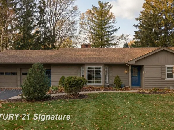 8 Iota Pl, Saginaw, MI 48638
