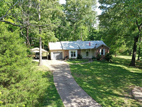 2nd image of 1404 Windhill Ct