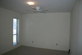 4th image of 209 E Twilight Dr