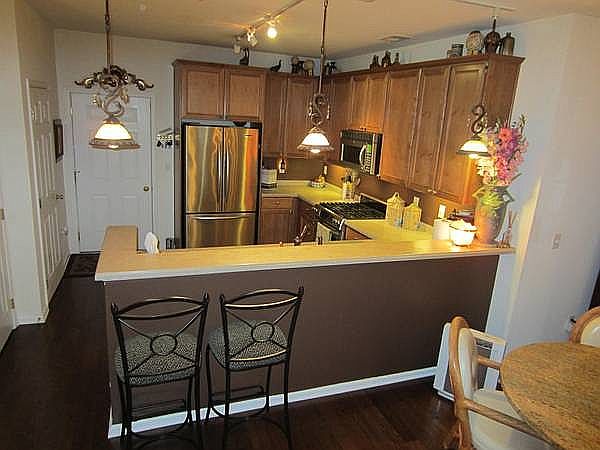 1st image of 1011 Cunningham Ct
