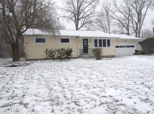 1261 Weiland Rd, Rochester, NY 14626