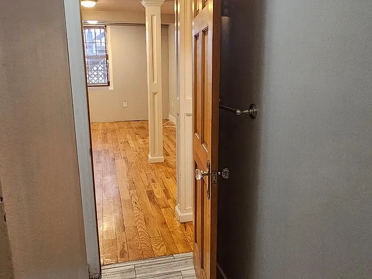 28 E Grand Ave #BB — Photo 13