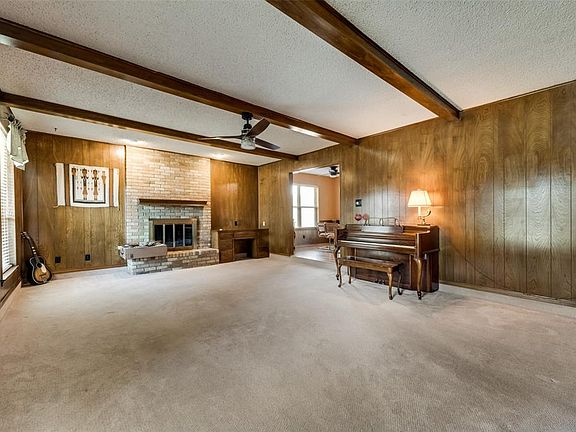 2nd image of 3818 Roan Cir