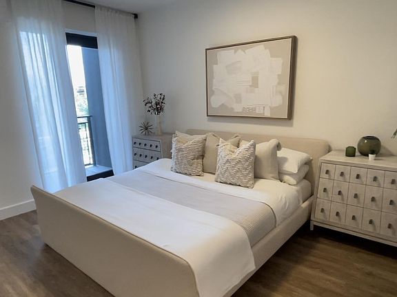 3rd image of 312 E Dania Beach Blvd #2837645