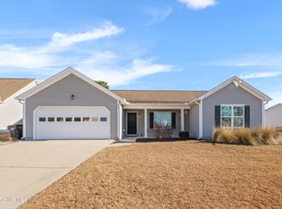 410 Tree Ct, Holly Ridge, NC 28445