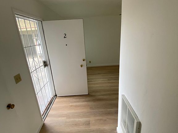 3rd image of 36 Orchard Ave #2