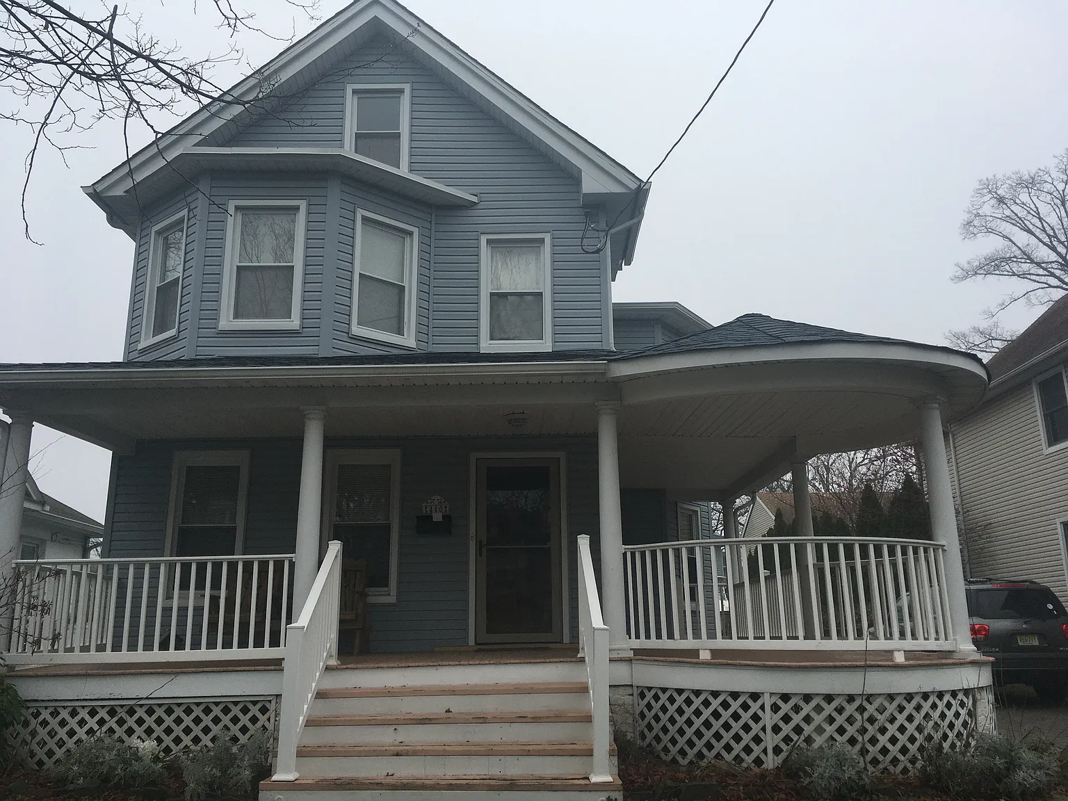 410 Brinley Ave photo 1