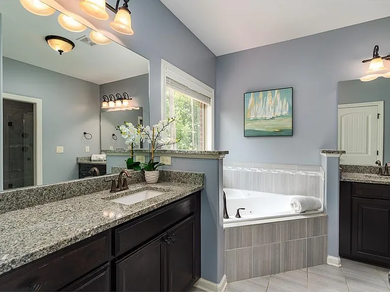 1290 Redbud Dr — Photo 18