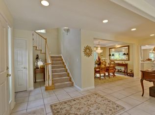 98 Walnut Ave, Atherton, CA 94027