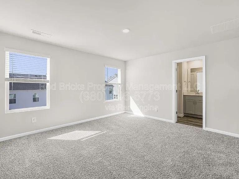 5543 Worrell Way — Photo 12