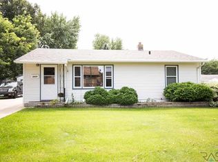 3209 E 12th St, Sioux Falls, SD 57103