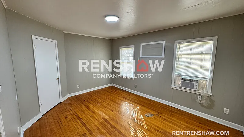 3 bed, 1.0 bath, 974 sqft, $1,095 — Photo 4
