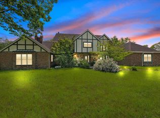 111 Summit Ave, Central Valley, NY 10917