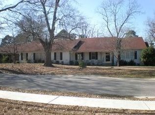 230 S Heyward St, Bishopville, SC 29010