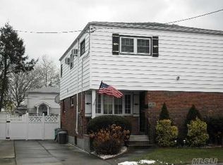 6437 137th St, Flushing, NY 11367