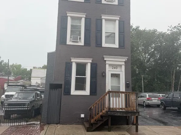 240 Wood St, Reading, PA 19602