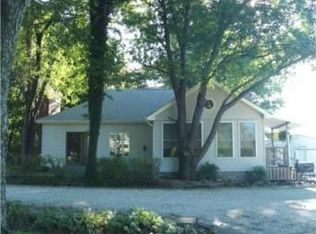 1020 N 11th St, Humboldt, KS 66748