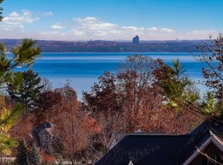 6352 Mission Point, Traverse City, MI 49686