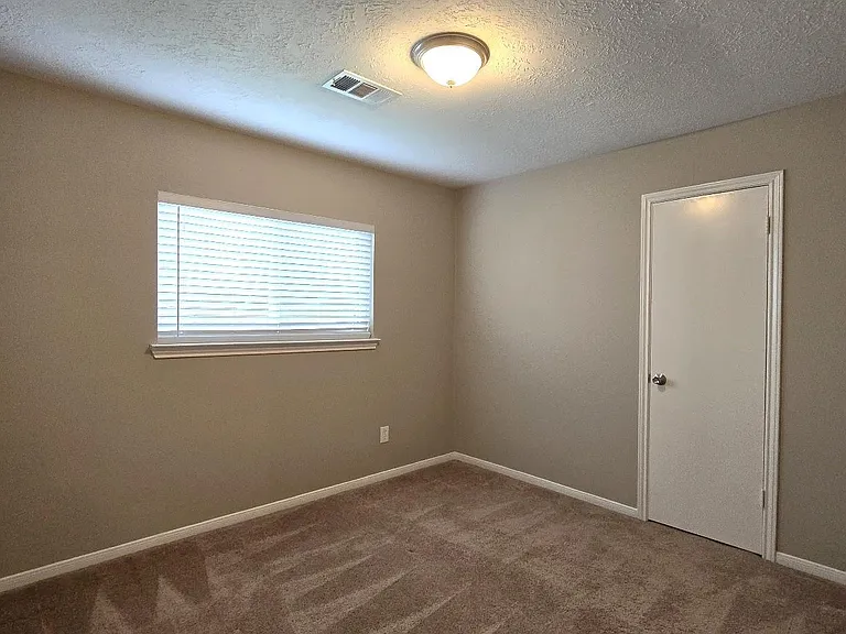 19618 Stillhouse Dr — Photo 16