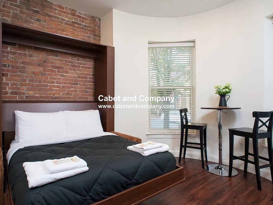 19 Cumberland St #8