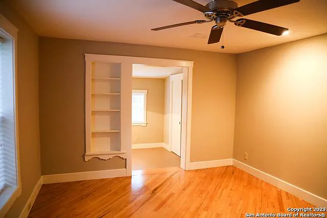 208 S Winston Ln — Photo 15