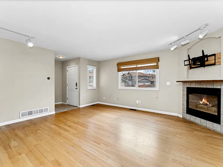 1219 Atwood St — Photo 10