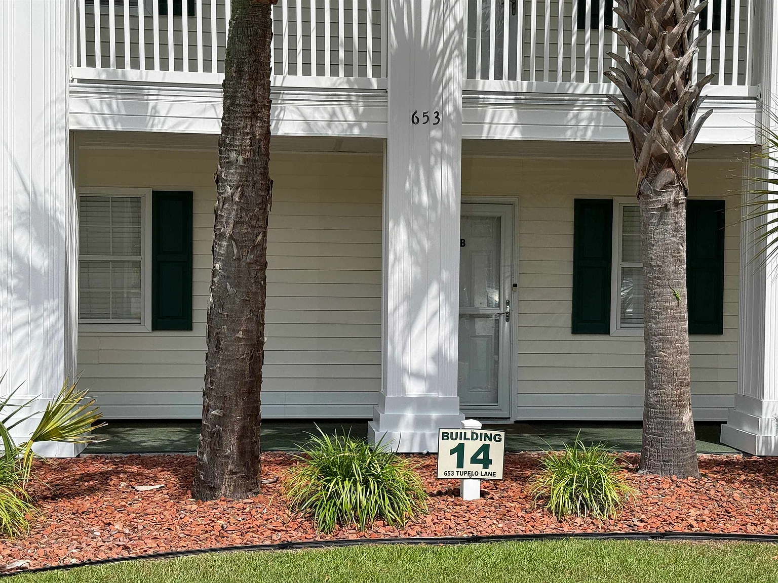 2 bed, 2.0 bath, 1044 sqft, $1,450 — Photo 3