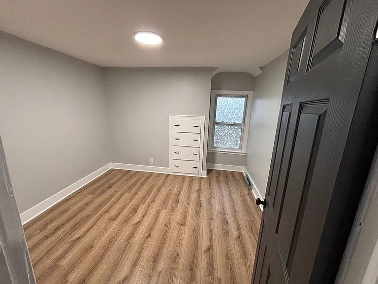 8 Wagner Ave #2 — Photo 9