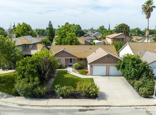 20165 Rhinestone Dr, Hilmar, CA 95324