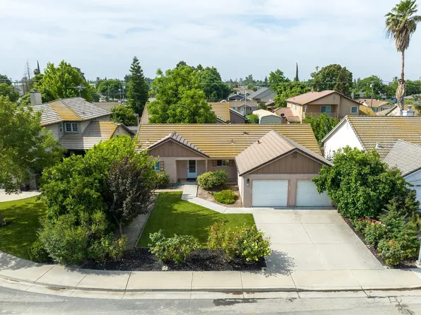 20165 Rhinestone Dr, Hilmar, CA 95324