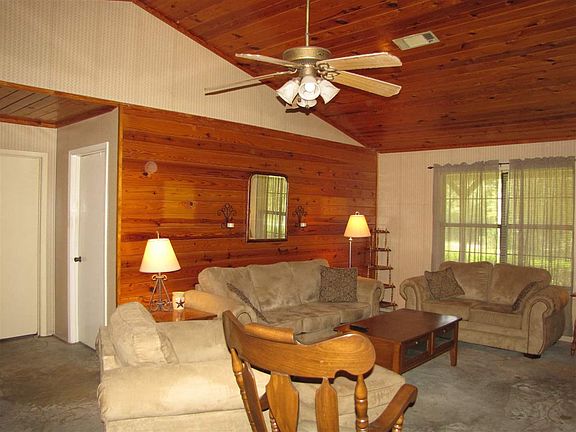 3rd image of 10105 Highway 326 N