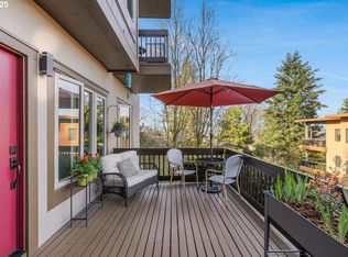 724 NW Westover Cir, Portland, OR 97210