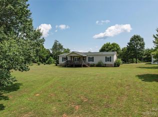 391 Ridgeview Rd, Leicester, NC 28748