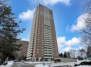 10 Tangreen Ct #301, Toronto, ON M2M4B9