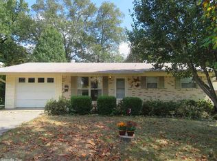 402 Pringle St, Hot Springs, AR 71913