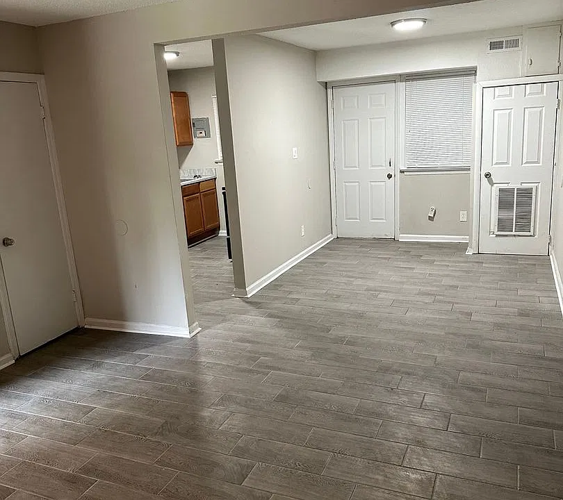 3625 Glenwood Dr #3
