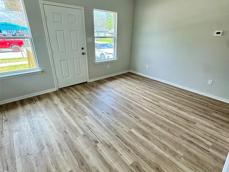 103 A Lincoln Cedar Dr — Photo 2
