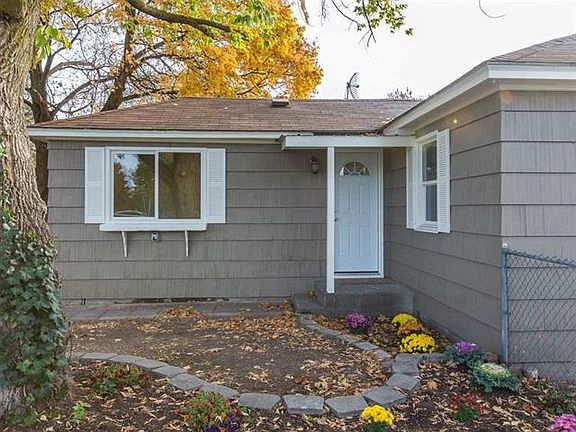 2nd image of 3608 E Bridgeport Ave