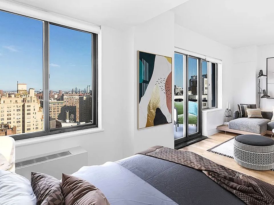 1st image of 290 3rd Ave APT 8D