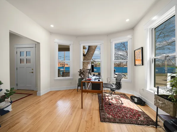 2081 Vermont St, Detroit, MI 48216