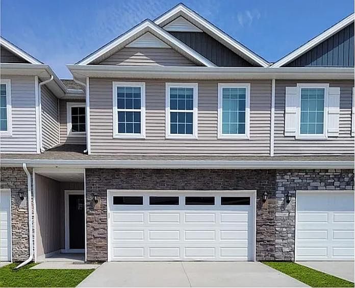 1st image of 1052 Maywood Ln
