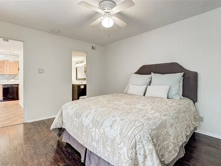3115 Helms St #204 — Photo 12