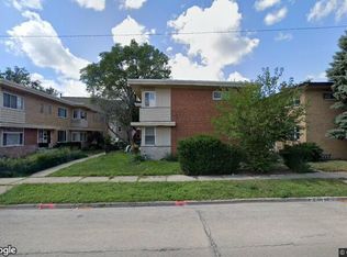 8936 Niles Center Rd #A, Skokie, IL 60076