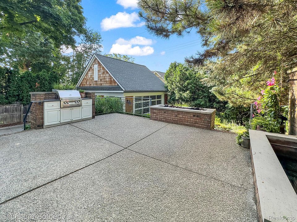 908 Oakland Ave, photo 30